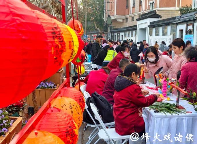 新民特写|老西门春联大会,让“幸福年味”满城厢 新民特写|老西门春联大会,让“幸福年味”满城厢